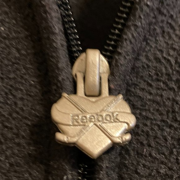 Chicago Blackhawks Fleece Jacket Unisex - Picture 3 of 5